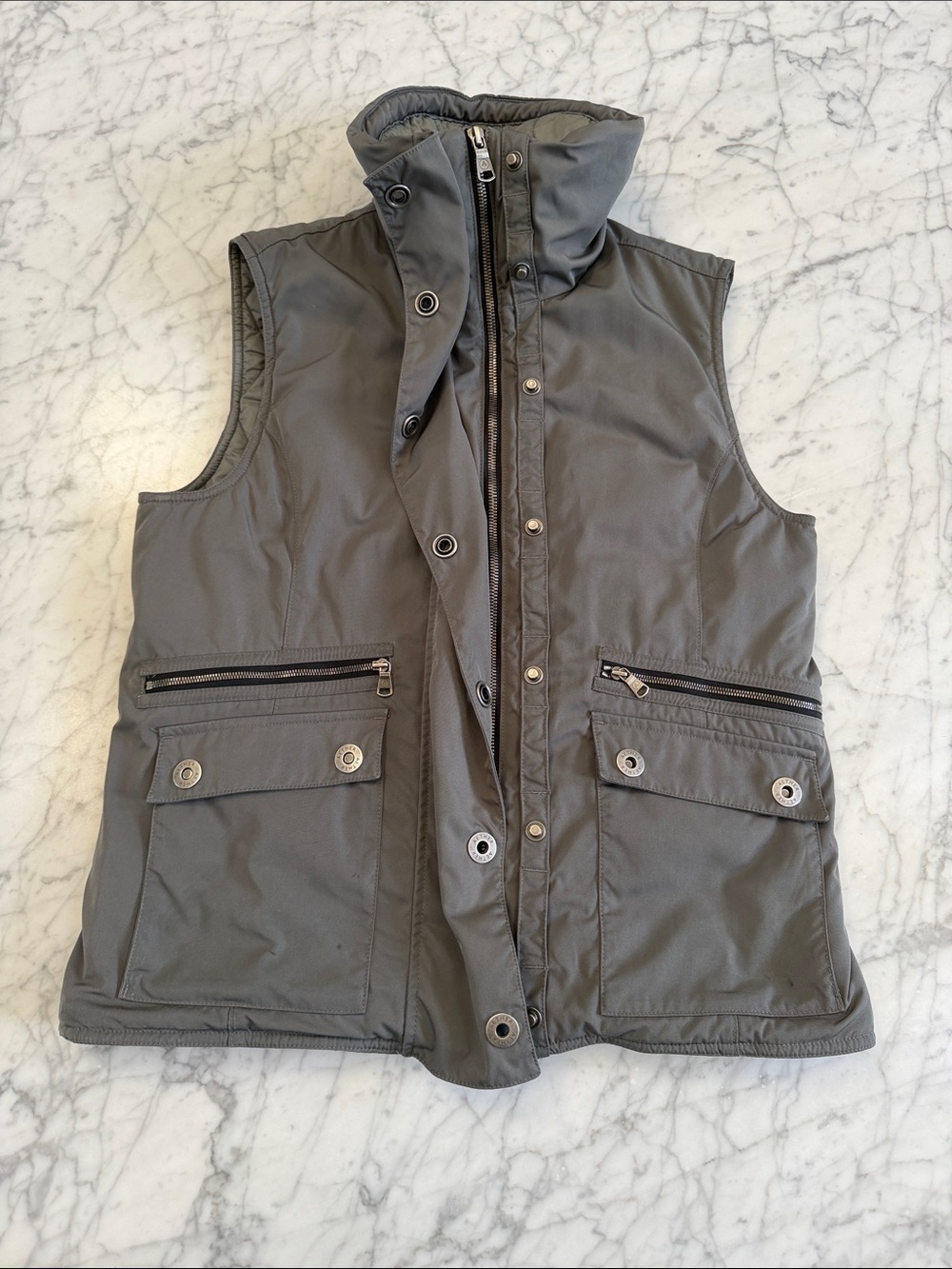 AETHER Apparel Vega Insulated Vest Size 3 Medium Gray